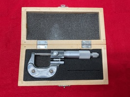 cen tech 00895 digital micrometer