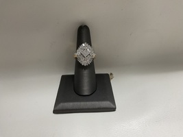  Gold 14kt yellow cluster ring 5.00dwt