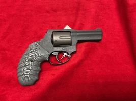 TAURUS  856