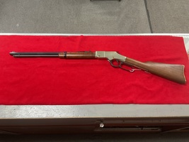 HENRY Repeating Arms 22lr lever action rifle