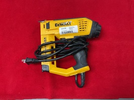 Dewalt 5-1 MULTI TACKER